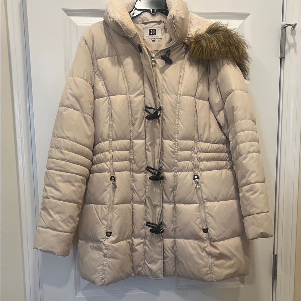 Women's Beige Puffer Coat with Faux Fur Trim